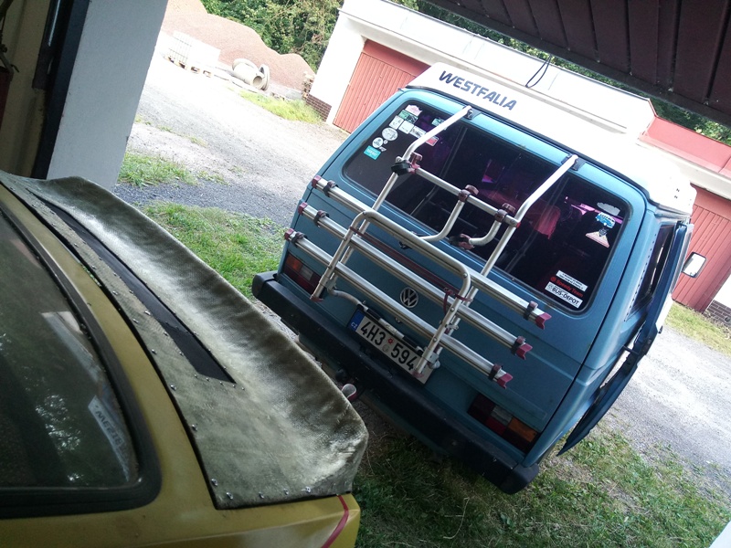 Včerejší večerní seance...