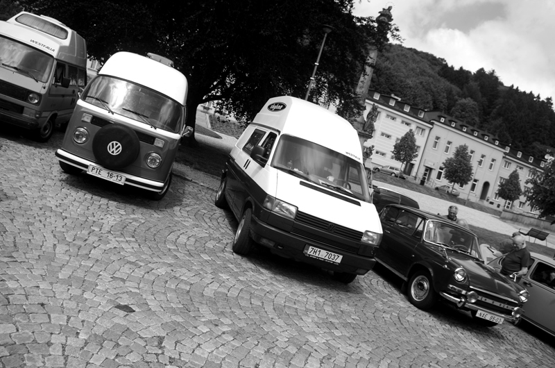 Ale to už jsme na náměstí... pod diktátem VW
