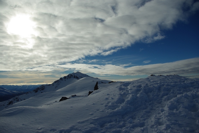 Pár metrů od vrcholu mezi Summit Six a Towers (2086 m n.m.)